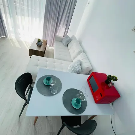 アパート Cazare Mamaia Nord! Apartament Pe Plaja !! *